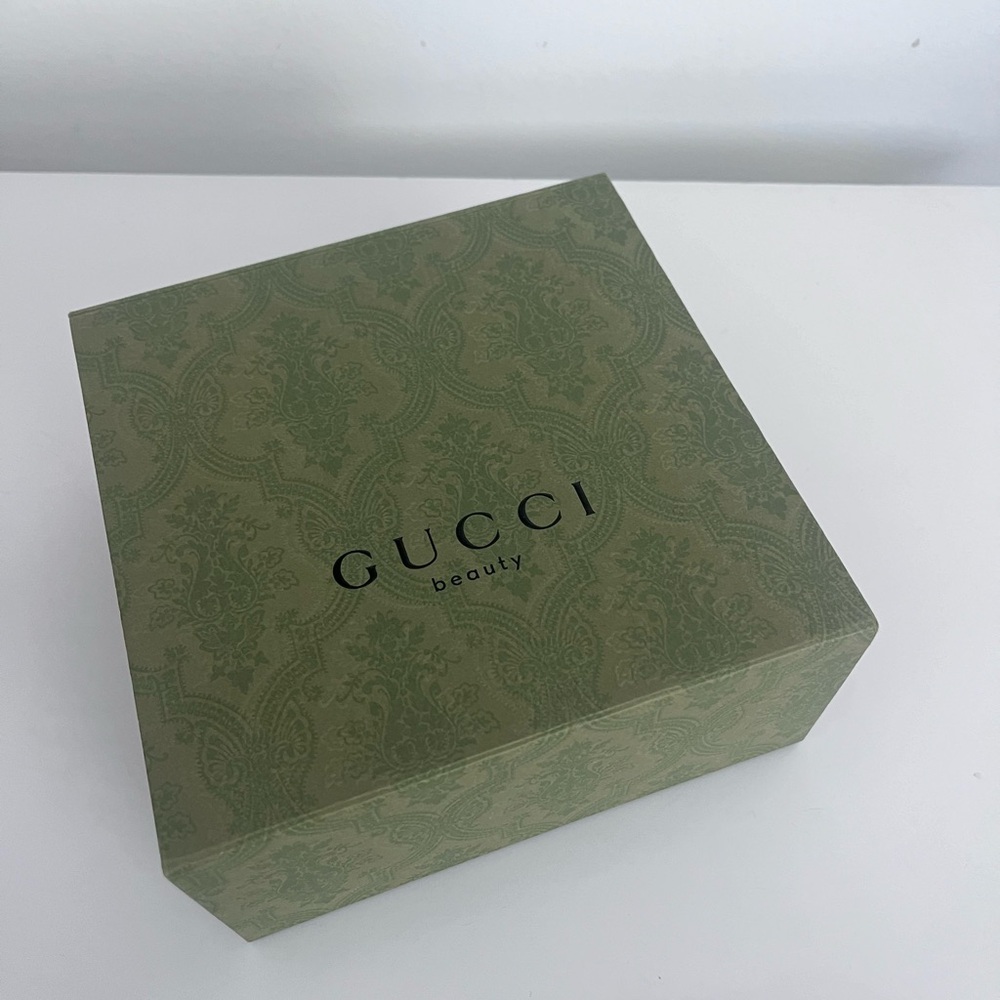 Gucci beauty box